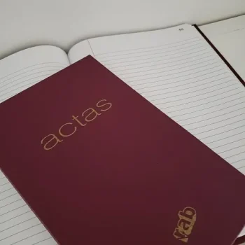 Libro Actas Rab Corona 2 Manos Clochet B